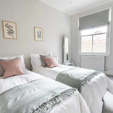 4 Thorpe Street York